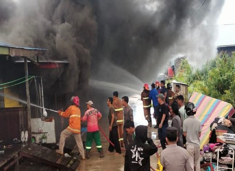 Kebakaran Rumah Warga Di Anggana. (Istimewa)