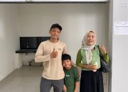 Salah Satu Pedagang Pasar Tangga Arung Square, Hartanti Dan Keluarga. (Irvan/dutakaltimnews.com)