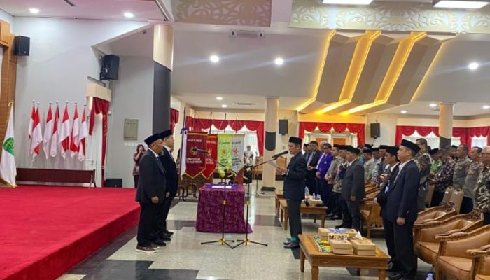 Resmi Dilantik, Rektor Unikarta Fokus SDM, Profesor, dan Kewirausahaan