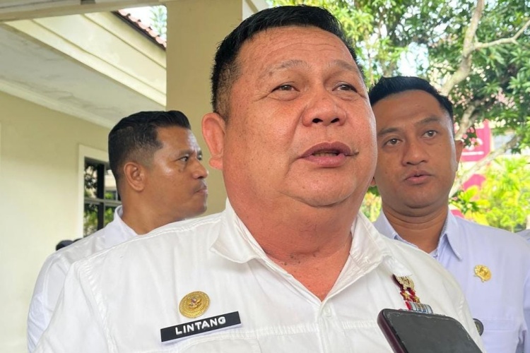 748b8162 78c8 4325 8dcc 8f223a17514c