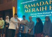 Berbagi Paket Sembako untuk Lansia, Wujud Kepedulian Sosial TP PKK dan Hotel Blue Sky 14 0fd62acb fd7d 4a7b 8048 9a7356d166c0