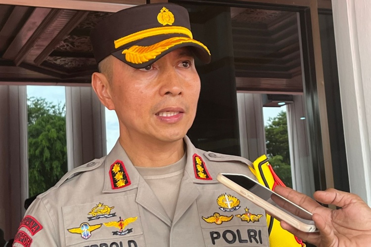 60e2155a ff80 4f00 bc3d 70807e3e9038 1