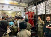 Satpol PP Temukan 425 Botol Miras saat Monitoring Penegakan Surat Edaran Selama Ramadan