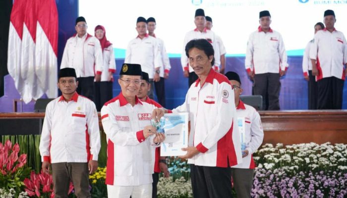 Gema Sholawat Ribuan Anggota BPD Jawa Timur Sambut Prof Reda, Perkuat Sinergi Jaga Desa untuk Indonesia Berdaulat