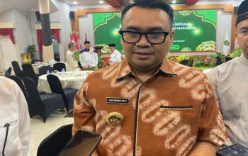 Pemkab Kukar Percepat Penanganan Jalan Rusak Jelang Arus Mudik Idulfitri 5 Bupati Kukar, Aulia Rahman Basri. (Irvan/dutakaltimnews.com)
