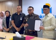 Pemerintah Kabupaten Kutai Kartanegara (Kukar) Teken Akad Kredit Dengan PT BPD Kaltim Kaltara. (Irvan/dutakaltimnews.com)