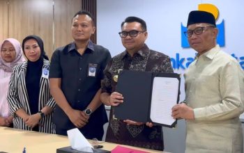 Pemerintah Kabupaten Kutai Kartanegara (Kukar) Teken Akad Kredit Dengan PT BPD Kaltim Kaltara. (Irvan/dutakaltimnews.com)