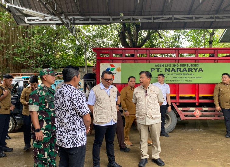Monitoring Harga dan Ketersediaan Gas LPJ memasuki Idul Fitri 1447 H, bertempat di Agen LPG PT Naraya. (Irvan/dutakaltimnews.com)