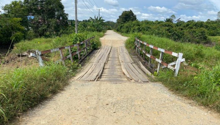 Proyek Tertunda, Jembatan Dusun Baruk Masih Menunggu Kepastian Pembangunan