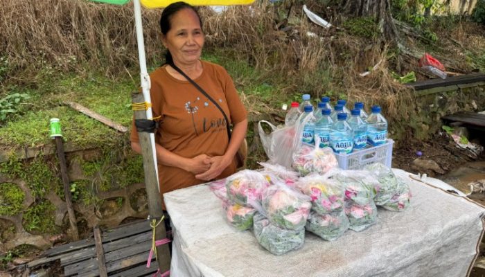 Jelang Idulfitri, Penjualan Bunga Ziarah di Tenggarong Mulai Meningkat