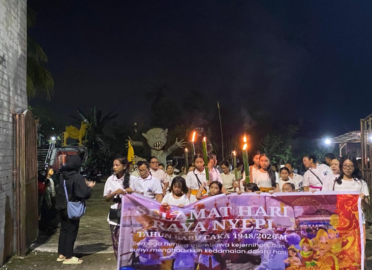 Suasana Pawai Ogoh-ogoh di Tenggarong. (Irvan/dutakaltimnews.com)