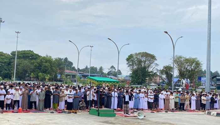 Takbir Idulfitri Muhammadiyah Menggema di TAS, Jamaah Padati Parkiran Sejak Pagi