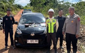 Barang Bukti Mobil dan Narkotika saat di amankan Petugas Kepolisian. (Dok.polres Kukar