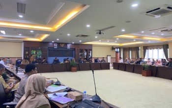 Rapat Dengar Pendapat gabungan Komisi I, II, dan III DPRD Kabupaten Kutai Kartanegara bersama pihak terkait dan wirausaha masyarakat Bukit Merdeka. (Irvan/dutakaltimnews.com