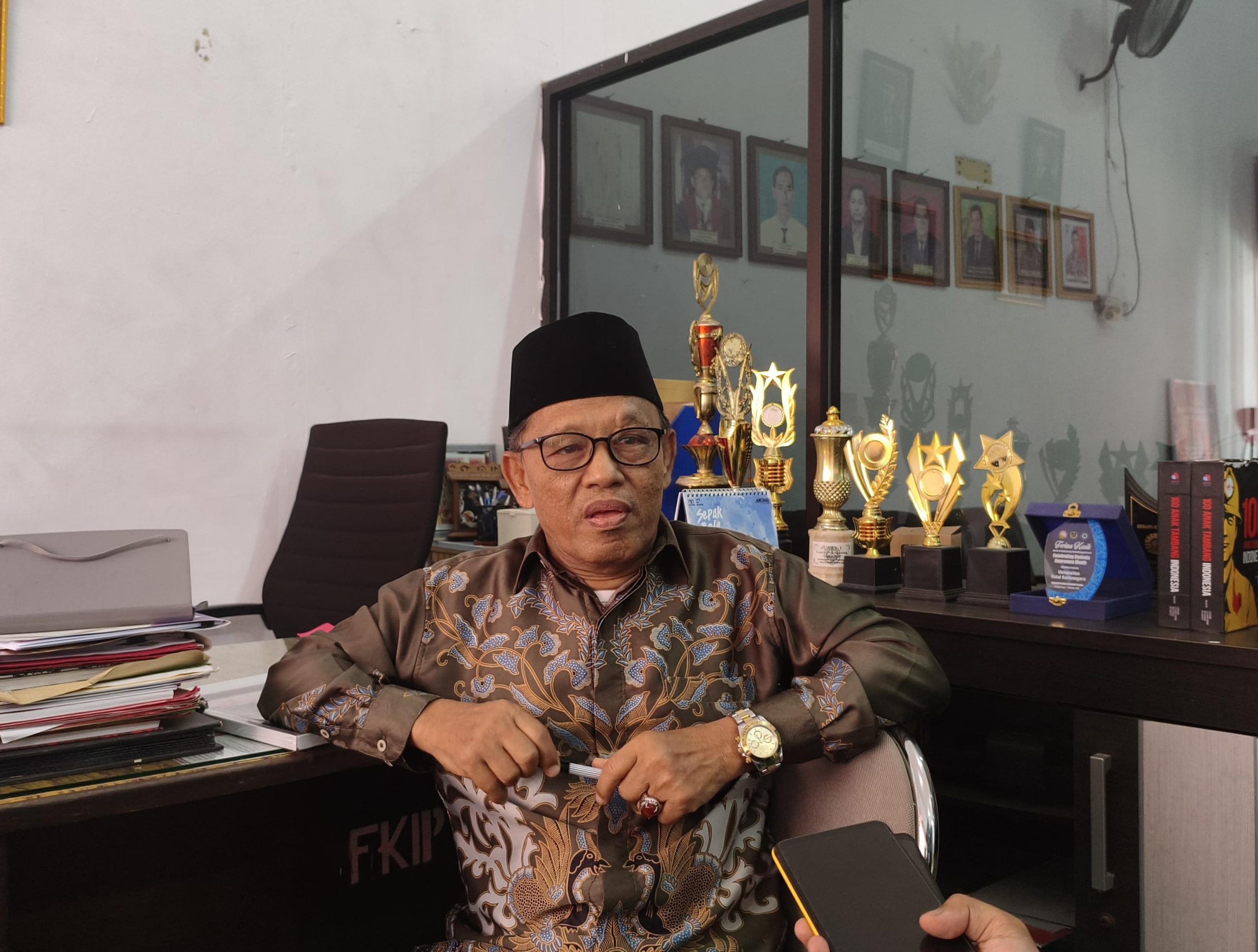 Dekan Fakultas Keguruan dan Ilmu Pendidikan (FKIP) Universitas Kutai Kartanegara, Suid Saidi. (Irvan/dutakaltimnews.com)