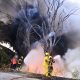 Satu Rumah di Bukit Raya Ludes Terbakar, Damkar Kukar Kerahkan Lima Unit Pemadam