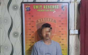 Pelaku Saat di Amankan Petugas Kepolisian. (Dok. Polsek Loa Kulu)