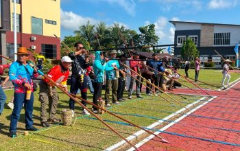 Turnamen olahraga tradisional sumpit Dalam Rangka Memperingati HUT Bhayangkara ke-80. (Irvan/dutakaltimnews.com)