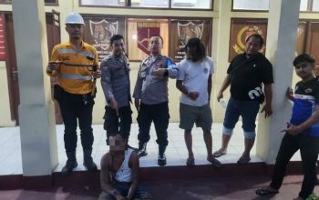 Polsek Loa Janan Amankan Residivis Pembawa Badik, Diduga Terlibat Penganiayaan dan Pemerasan di Area Tambang