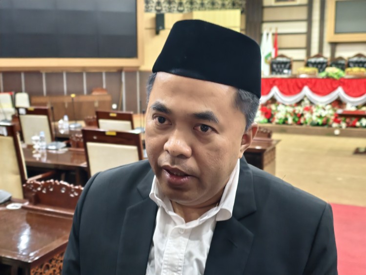 Ketua DPRD Kukar, Ahmad Yani Usai Rapat Paripurna Senin (27/7/2026), (Foto : Andri/dutakaltimnews.com)