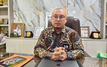 DPA Pendidikan Kukar Mulai Berjalan, BOSRAGAM Segera Cair untuk Seragam Gratis Siswa SD-SMP 8 Kepala Disdikbud Kukar Heriansyah (Dok. Andri/dutakaltimnews.com)