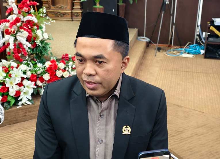 Ketua DPRD Kukar, Ahmad Yani, Usai Memimpin Rapat Paripurna Selasa (28/7/2026), (Foto : Andri/dutakaltimnews.com)