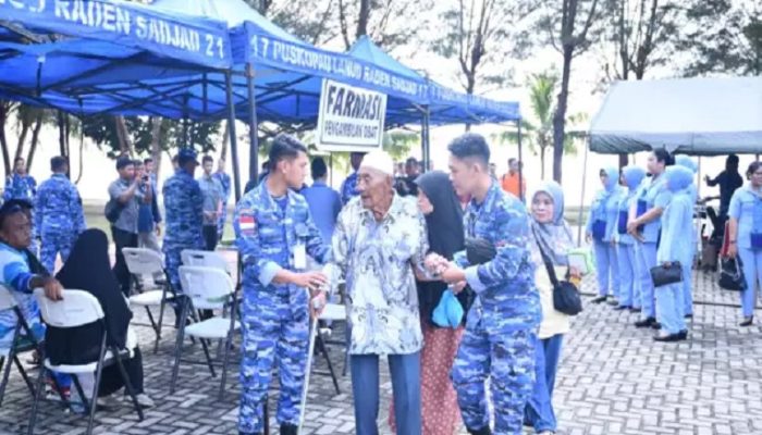 Pengobatan Massal Hari Bakti ke-79 TNI AU, Lanud Raden Sadjad Disambut Antusias Masyarakat Natuna