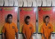 Tiga Pelaku Saat di Amankan Petugas Kepolisian. (Dok. Polsek Loa Kulu)