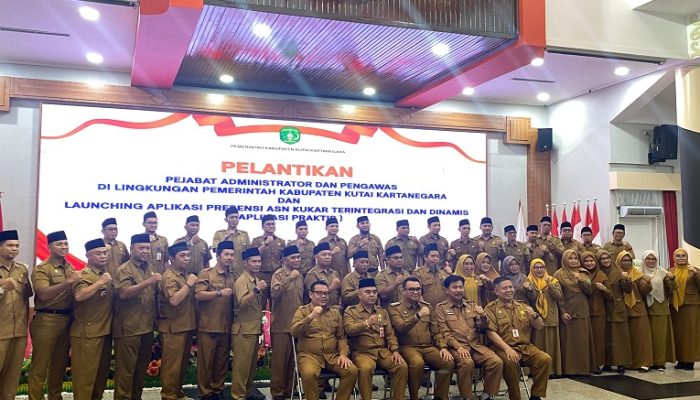 Pelantikan Pejabat di Pendopo Odah Etam