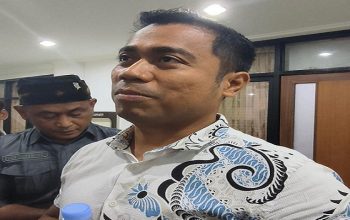 Sekertaris Fraksi PDI Perjuangan DPRD Kukar Andi Faisal, usai rapat Selasa (28/7/2026), (Foto : Andri/dutakaltimnews.com)