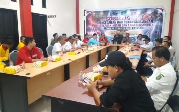 Sosialisasi Pencegahan dan Penanggulangan Kebakaran Hutan dan Lahan (Karhutla) Tingkat Kecamatan Muara Kaman. (Dok. Polsek Muara Kaman)