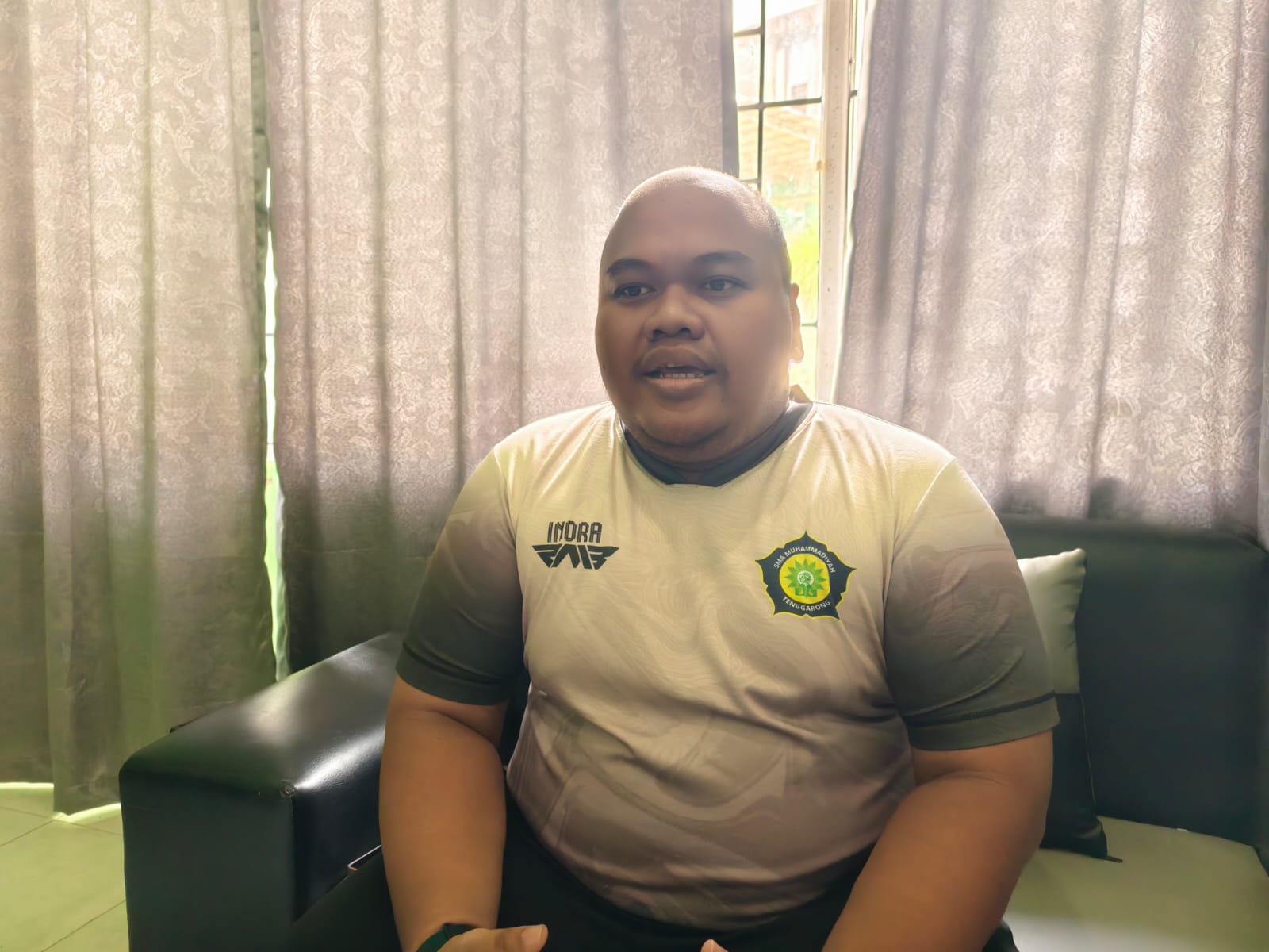 Kepala SMA Muhamadiyah Tenggarong Indra Setia Permana Asyari, (Dok. Andri/dutakaltimnews.com)