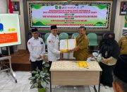 Disdukcapil Kukar dan Kemenag Kukar Luncurkan Inovasi SEJOLI, Dokumen Kependudukan Langsung Terbit Usai Akad Nikah 9 penandatanganan Perjanjian Kerja Sama antara Disdukcapil kukar dan Kemenag Kukar tentang Pelayanan Penerbitan Dokumen Kependudukan Pasca Akad Nikah. (Dok. Kemenag Kukar)