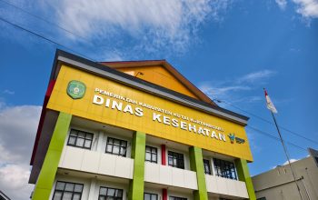 Kasus DBD di Kukar Turun Signifikan, Dinkes Tekankan PSN Lebih Efektif daripada Fogging 3 Kantor Dinas Kesehatan Kukar, Kamis (9/7/2026), (Foto : Andri/dutakaltimnews.com)