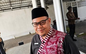 Pelaksana Tugas (Plt) Kepala BKPSDM Kukar, Arianto. (Irvan/dutakaltimnews.com.
