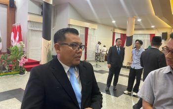 Kukar Siapkan Layanan Internet Gratis, Telkom University Jadi Mitra Penyusunan Konsep 3 Pelaksana Tugas (Plt) Kepala BKPSDM Kukar, Arianto. (Irvan/dutakaltimnews.com)