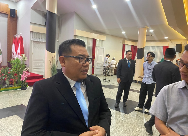 Pelaksana Tugas (Plt) Kepala BKPSDM Kukar, Arianto. (Irvan/dutakaltimnews.com)