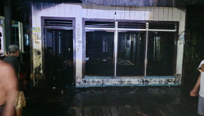Satu Rumah di Muara Siran Ilir Ludes Terbakar, Satu Orang Alami Luka Bakar