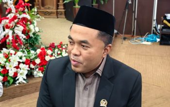 Ketua DPRD Kukar Ahmad Yani (Foto : Andri/dutakaltimnews.com)