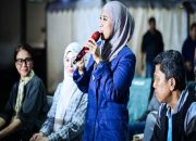 Piala Dunia 2026 Satukan Indonesia, Pemerintah Hadirkan Tayangan Gratis untuk Seluruh Rakyat Melalui TVRI 10 Menkomdigi Meutya Hafid memberikan sambutan saat menghadiri acara Music Corner: Nobar Asyik Bola Gembira di Lapangan Warna Warna Martubung, Medan, Sumatera Utara, Senin (20/07/2026). Foto: Doc Anhar/Komdigi