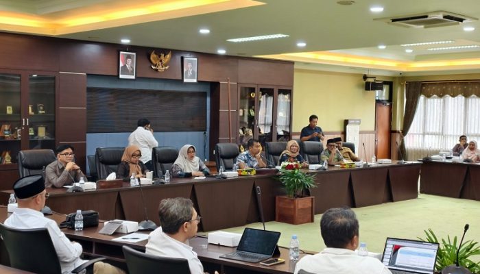 Disdikbud Kukar Pastikan Kepala Sekolah Bukan Pihak yang Sengaja Melanggar Aturan