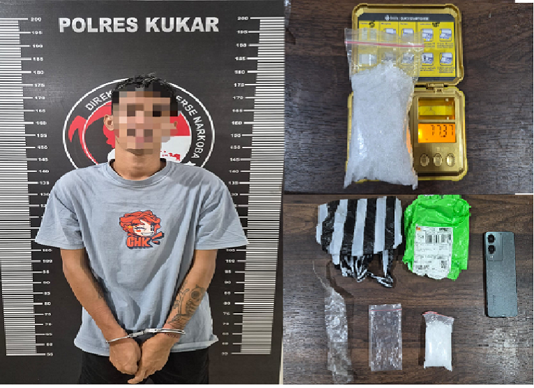 Pelaku Saat di Amankan Petugas Kepolisian. (Dok. Polres Kukar)