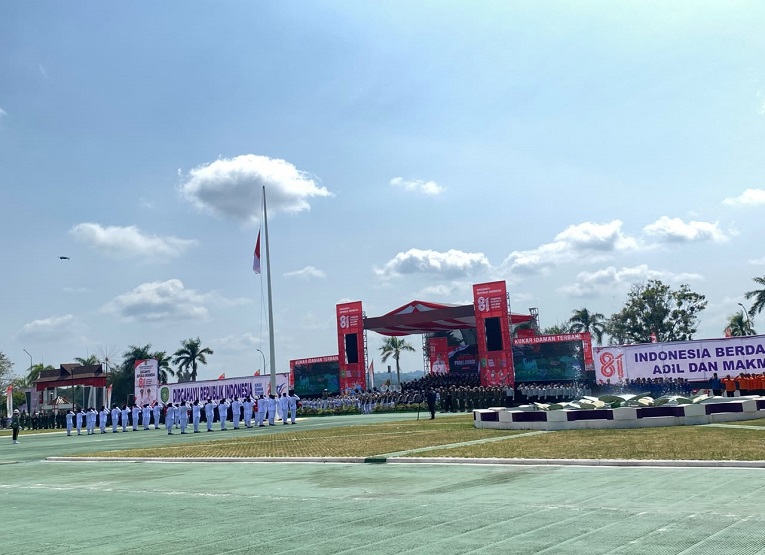 Suasana Upacara peringatan Hari Ulang Tahun (HUT) ke-81 Kemerdekaan Republik Indonesia Tahun 2026 di Lapangan Upacara Kantor Bupati Kutai Kartanegara. (Irvan/dutakaltimnews.com)