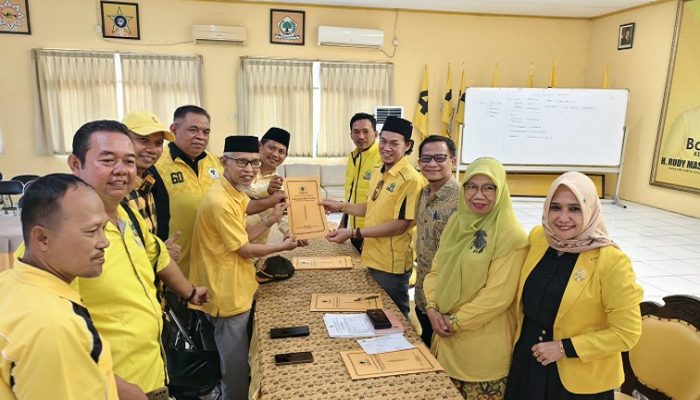 Jelang Musda, Enam PTK Golkar Kukar Ambil Formulir Calon Ketua