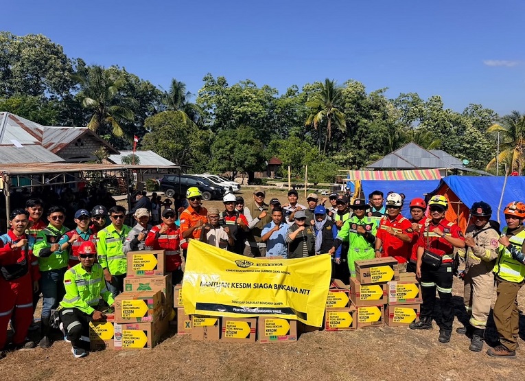 Bantuan Kebutuhan Dasar Disalurkan Oleh ESDM. (Dok. Kementerian ESDM)