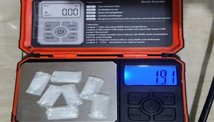 7 Poket Sabu Disimpan dalam Bungkus Rokok, Pria 35 Tahun Diamankan Polsek Tenggarong 2 bb polsek tenggarong