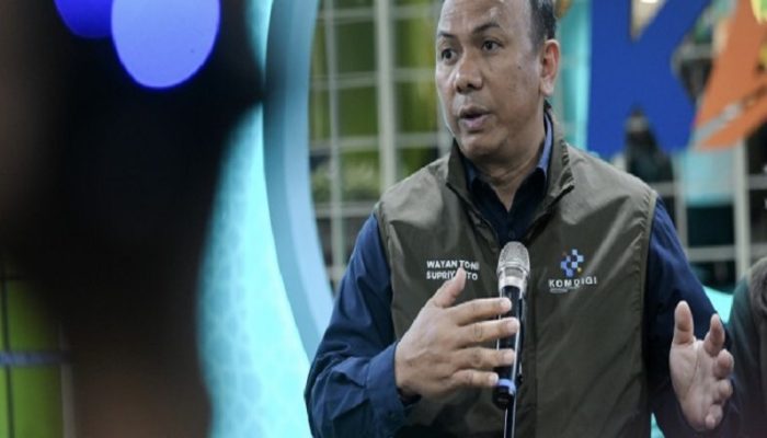 Layanan Tiga Operator Seluler Terdampak Gempa M 7,7 di NTT, Komdigi Pantau Pemulihan 200 BTS