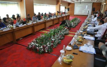 Suasana kegiatan Uji Petik Piloting Project atas DTSEN Penerima Subsidi Listrik Provinsi Jawa Barat, di PT PLN UP3 Bogor. (Dok : pan.go.id)