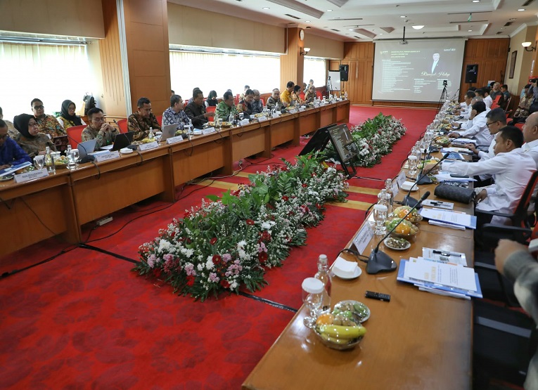 Suasana kegiatan Uji Petik Piloting Project atas DTSEN Penerima Subsidi Listrik Provinsi Jawa Barat, di PT PLN UP3 Bogor. (Dok : pan.go.id)