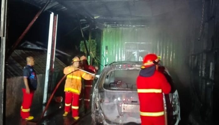 kebakaran di desa loleng
